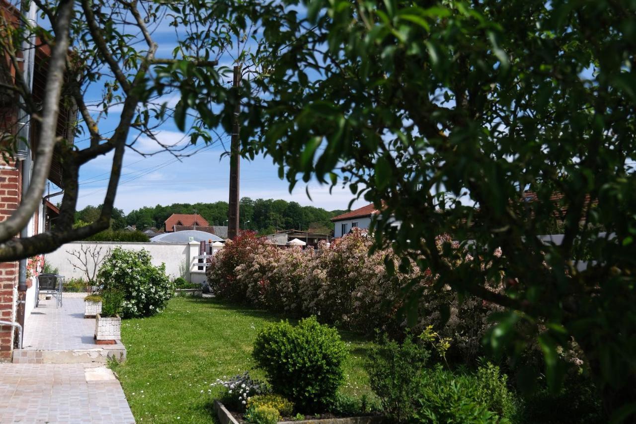 La Maison De Maria Folembray Eksteriør billede